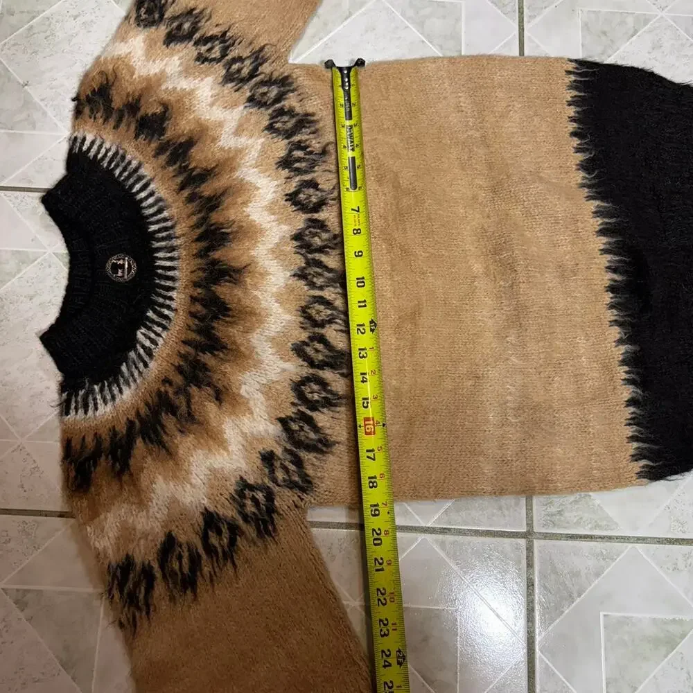 Brown black alpaca‎ wool